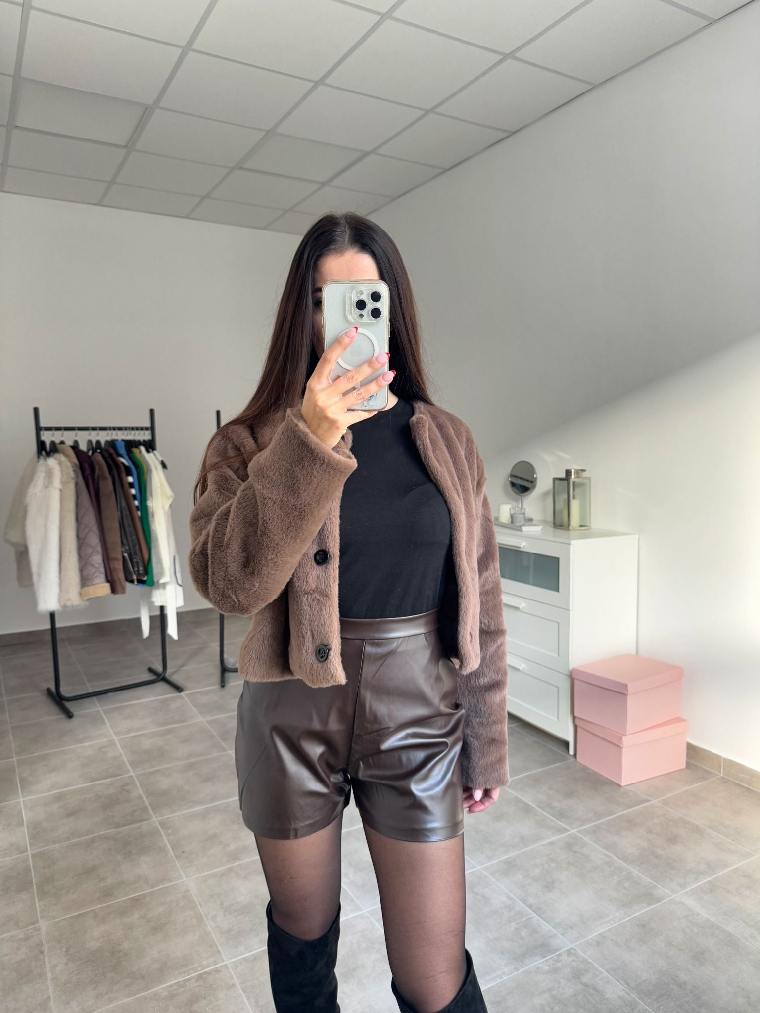 Hnedá kožušinová bunda so zapínaním | Teddy