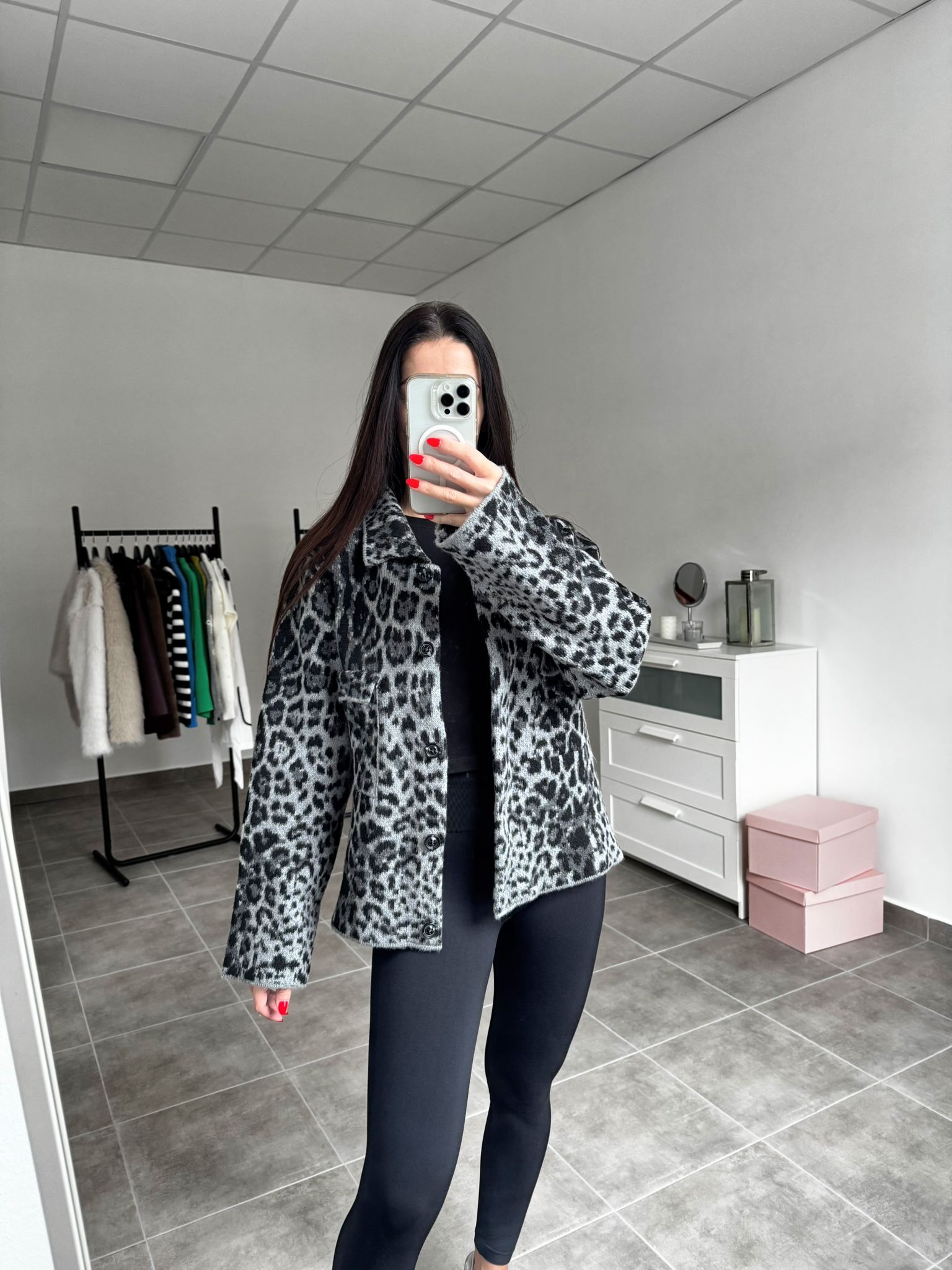 Pletený sveter s leopardím vzorom | Wilda
