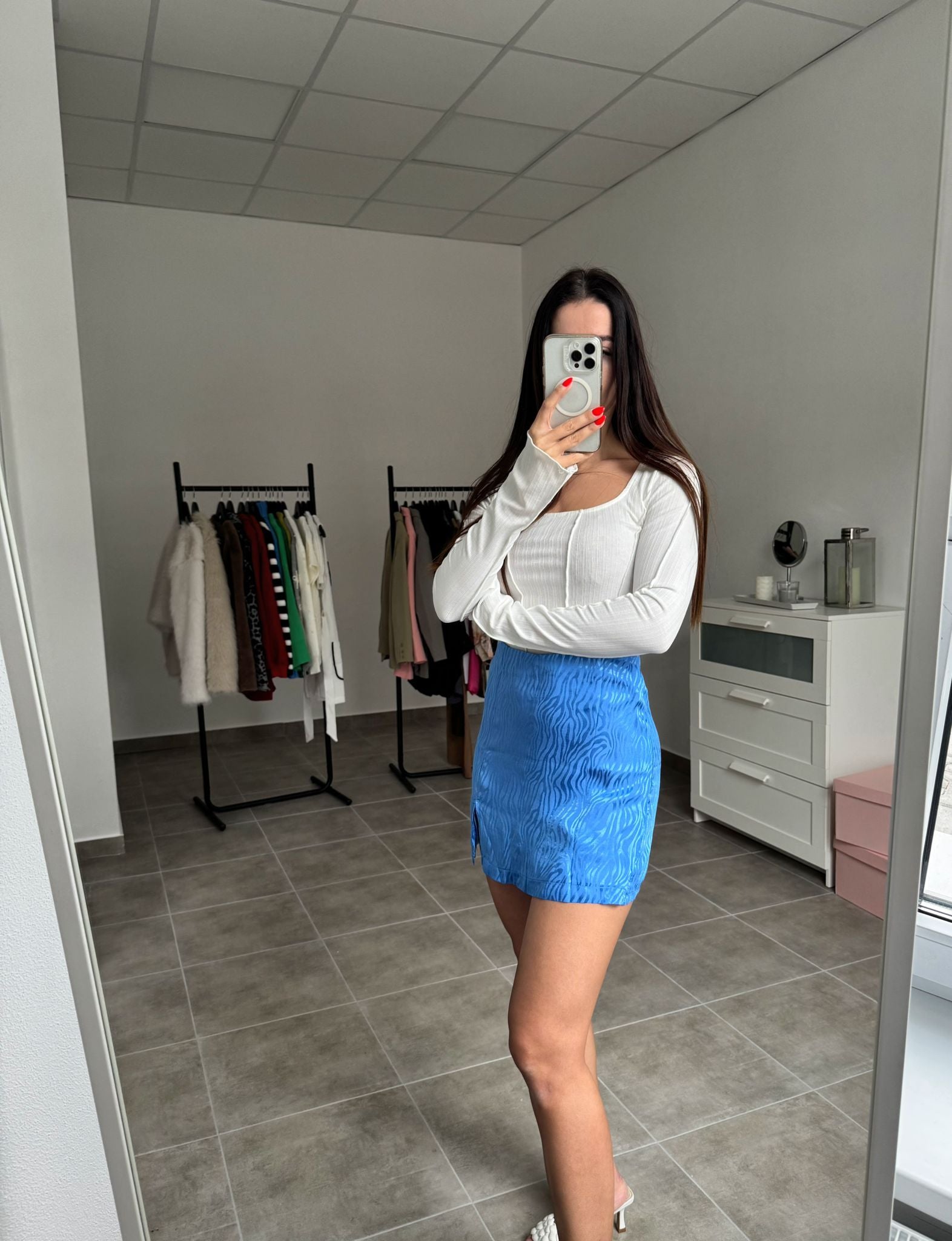 Vzorovaný skort tigrovaný modrý na zips | Tigra